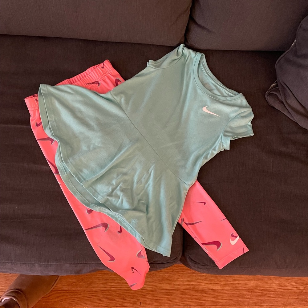 2 piece Nike set